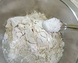 A picture of step 1 of Vrat ki poori.
