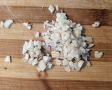 Foto del paso 2 de la receta: Escalopines de pollo en salsa de hongos