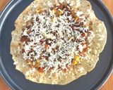 A picture of step 3 of Papad pizza.