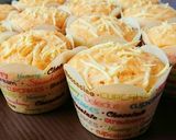 Foto langkah ke 6 dari resep Pumpkin Cupcakes (labu kuning).