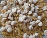 Foto del paso 2 de la receta: Tirabuzones One Pot pasta 🍅