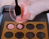 A picture of step 9 of Creamy Strawberry Milk Jelly Pudding.