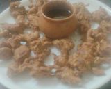 A picture of step 8 of Onion pakoda.