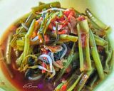Foto langkah ke 3 dari resep 338. Tumis Kangkung Kecambah Bumbu Ulek.