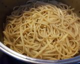 Foto del paso 3 de la receta Espaguettis con jamón al pesto