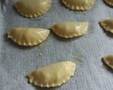 Foto del paso 4 de la receta: Empanadillas caseras de cebolla caramelizada y queso de rulo