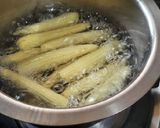 A picture of step 2 of Crispy Spicy Baby corn fritters.