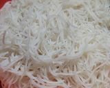 Foto langkah ke 1 dari resep Bihun goreng bumbu iris.