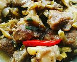 Hình bước làm 2 của món Sườn non kho khế