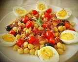 Foto del paso 3 de la receta: Ensalada templada de garbanzos con jamón ibérico