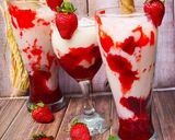 Foto langkah ke 5 dari resep Korean Strawberry Milk 🍓🍓🍓.