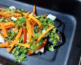 Foto del paso 2 de la receta: Pescado con verduras al horno