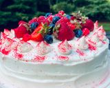 Foto del paso 12 de la receta: Tarta de fresa con frosting de queso!