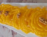 صورة لخطوة 5 من وصفة الزلابيا العراقية بطريقة سهلة ولذيذة 😋😋😋