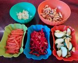 Aprópecsenye párolt zöldségekkel recept fázis 1 fotója