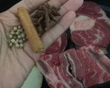 A picture of step 2 of Pho [Beef Noodle Soup].