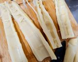A picture of step 1 of Braised Pork Belly with Bamboo Shoots.