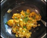 आलू बड़े (Aloo bade recipe in Hindi) रेसिपी चरण 2 फोटो