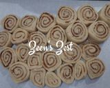 A picture of step 5 of Coconut Flour Cinnamon Rolls.