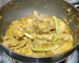 A picture of step 7 of Dahi chicken.