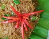 Foto langkah ke 2 dari resep Bihun goreng kecap sederhana.