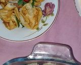 Foto langkah ke 5 dari resep *Pangsit Isi Daging*.