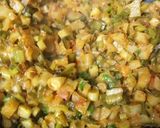 A picture of step 3 of Radish and spring onion curry.