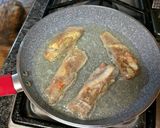 A picture of step 19 of Black Pepper Egg Rolls.