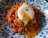 รูปขั้นตอนการทำที่ 3 ของ ข้าวผัดกิมจิ + ไข่ออนเซ็น