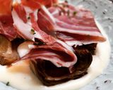 Foto del paso 7 de la receta Alcachofas confitadas con cremoso de patata y jamón