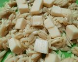 Foto del paso 3 de la receta: Ensalada de Riso, cherry, queso y albahaca