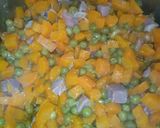 Foto del passaggio 4 della ricetta Penne carote e piselli