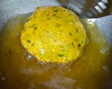 आलू की मसालेदार झटपट कचौड़ी नए स्टाइल में (Spicy and quick potato kachoris in a new style) रेसिपी चरण 7 फोटो