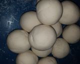 Foto langkah ke 5 dari resep Bakso aci isi telur puyuh dan keju.
