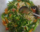 Foto langkah ke 5 dari resep Tumis santan/Lodeh sayuran.