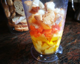 Foto del paso 2 de la receta: Gazpacho de mango con jamón curado