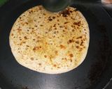 A picture of step 6 of Kaju mashoor namkeen paratha.