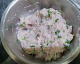A picture of step 3 of Chicken Momo.