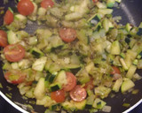 Foto del paso 3 de la receta: Tortilla de verduras y atún