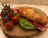 Pas rețetă Sandwich croissant! 1 fotografie