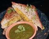 A picture of step 4 of Potato sandwich.