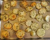 A picture of step 4 of Crispy garlic potato slices.