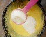 A picture of step 4 of Custard And Oreo Cup Dessert.