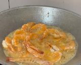 Foto langkah ke 1 dari resep Udang Balado simpel.