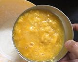 A picture of step 3 of Mango Mousse eggless.