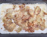 Foto del paso 4 de la receta: Patatas con crema de leche y queso emental