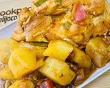 Foto del paso 7 de la receta: PECHUGAS DE POLLO A LA CAMPESINA 🥘🍗🥘🧅🧄🫑🥕🍅🥔🥫🥘