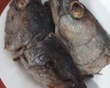 Foto langkah ke 2 dari resep Kepala ikan tongkol putih balado.