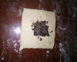 A picture of step 3 of Chocolate pockets.