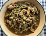 รูปขั้นตอนการทำที่ 6 ของ แกงขี้เหล็กน้ำย่านาง🌿🧄ใส่หูหมูและแคปหมู(สูตรไม่ใส่ปลาร้า)🌶️